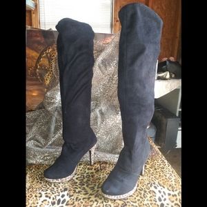 midnight velvet shoes clearance